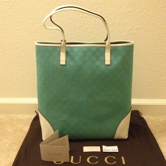 ⛔SOLD to non-posher⛔Perfect for Spring Gucci tote