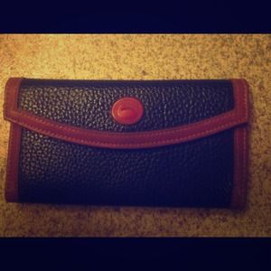 Dooney & Bourke  wallet