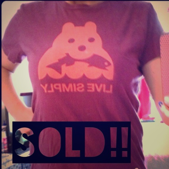 **SOLD**Patagonia Plum "Live Simply" T-Shirt sz XL