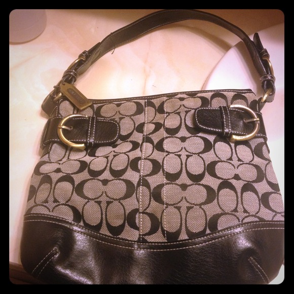 Authentic coach purse (black and gray)