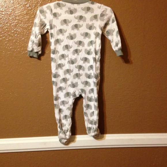Onsie button up - Picture 2 of 4