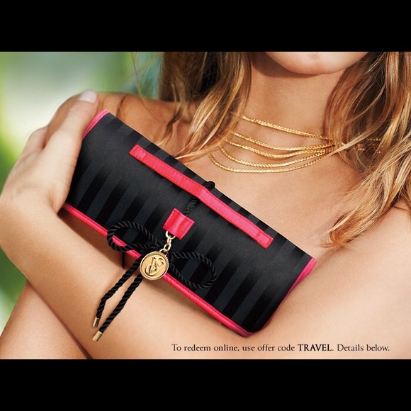 🎀SOLD🎀 Victoria's Secret Travel Roll