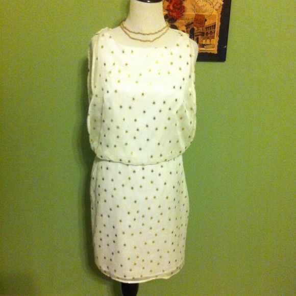 Bisou Bisou Dresses & Skirts - New size 6 Bisou Bisou dress