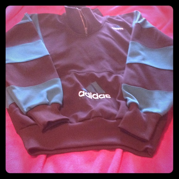 Medium Adidas sweatshirt green and black