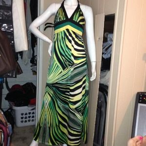 🚫SOLD🚫NWT long summer dress XS green, yellow