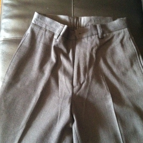 Beautiful gray slacks - Picture 3 of 4