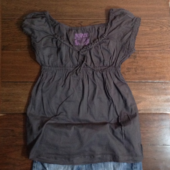 American Eagle Outfitters peasant s/s, size 10