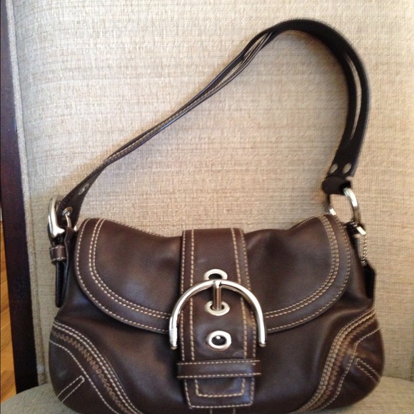 Coach Handbags - ❤Reduced!❤Authentic Coach brown leather bag.