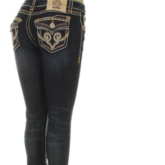 La idol BNWTS - Picture 2 of 2