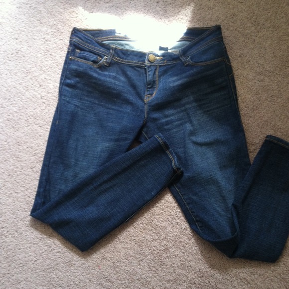 Sold!Skinny jeans size 7
