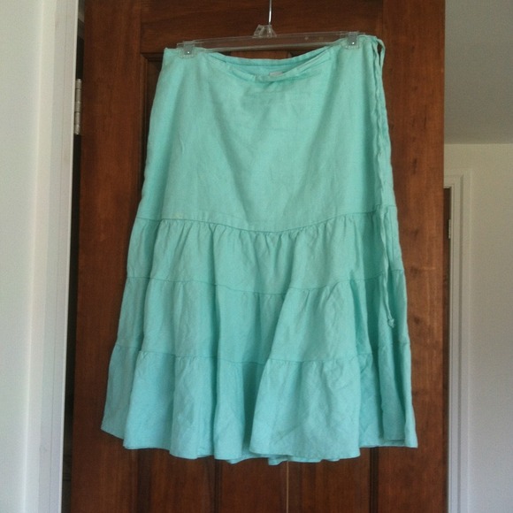 SOLD Gap mint linen skirt