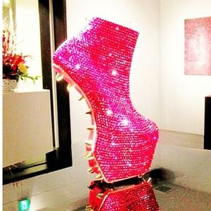 I'm selling a fashionista shoe.