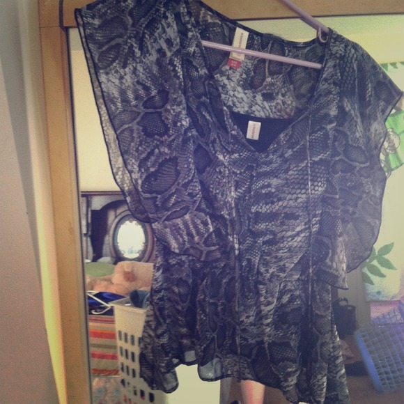 Cheetah print shirt!