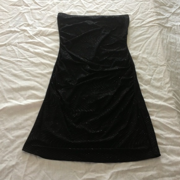 ✨Reduced✨Black sparkle tube top dress