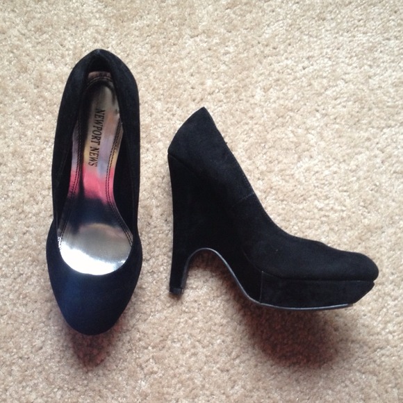 💟💟REDUCED💟💟 Black High Heels