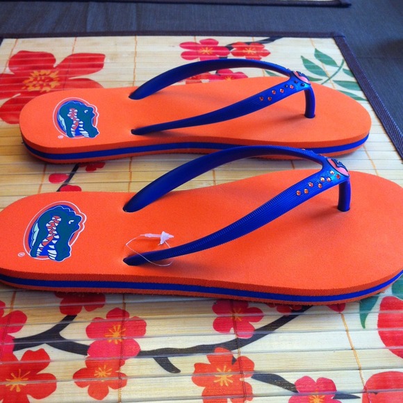 SOLD - Picture 3 of 4