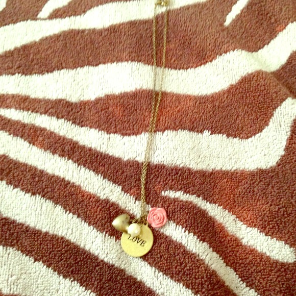 Cute faded gold necklace