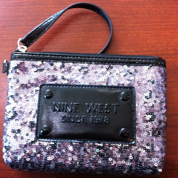 SOLD!! Small Nine West wristlet