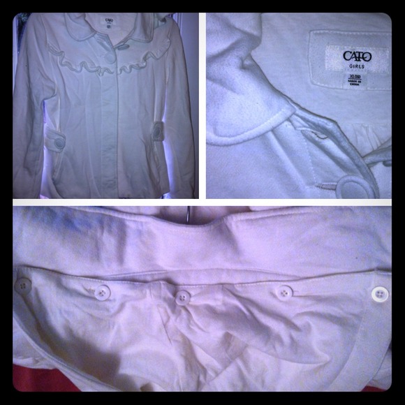 Fabulous cream jacket w/ attachable hood