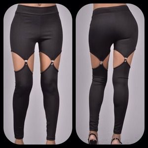 💢REDUCED💢BLACK GARTER LEGGINGS