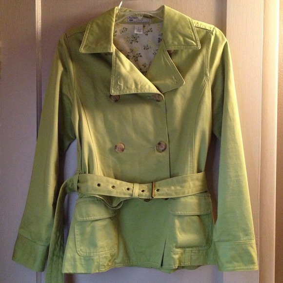 No longer available!! Old Navy spring coat