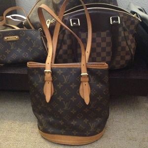 Authentic bucket LV bag! Taking highest Offer!