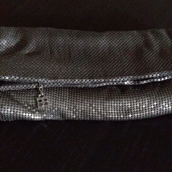 | Flap-Over Clutch |