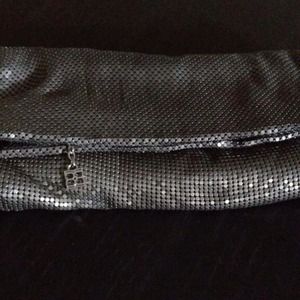 | Flap-Over Clutch |