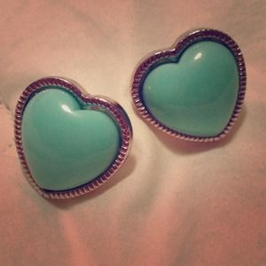 ❗❗SOLD❗❗ Turquoise Heart Stud Earrings
