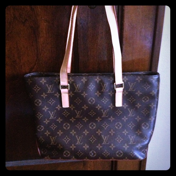 Louis Vuitton purse