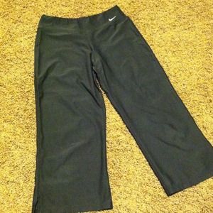 •SOLD• NIKE Workout pants