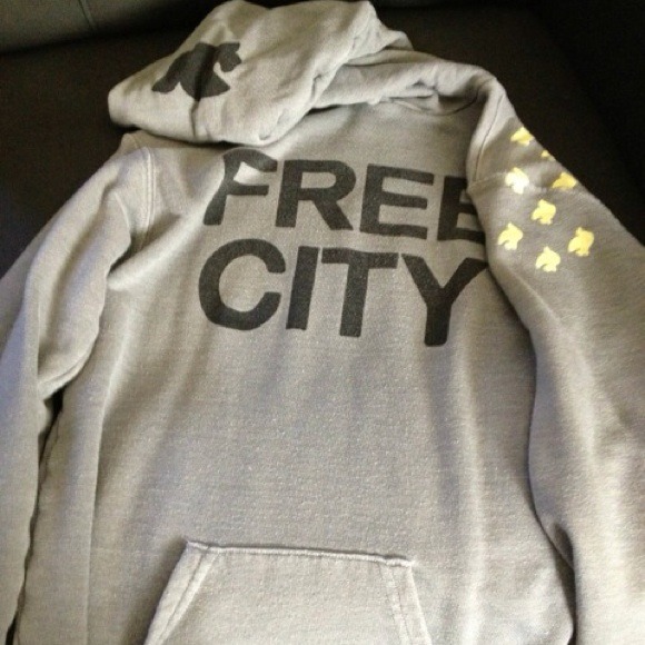 Free City Gray Hoodie with Yellow & Black Birds