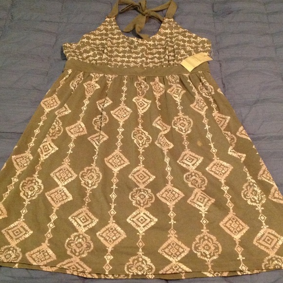 Host Pick! Brand new sundress! - Picture 2 of 3