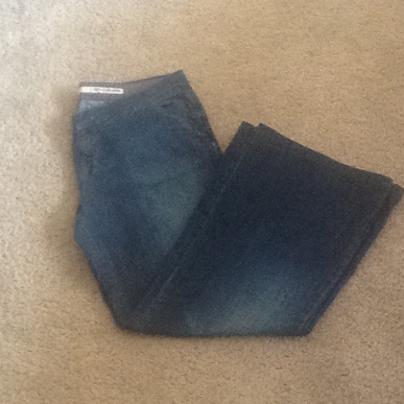 DKNY Jeans