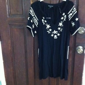 Bundle of two maternity shirts