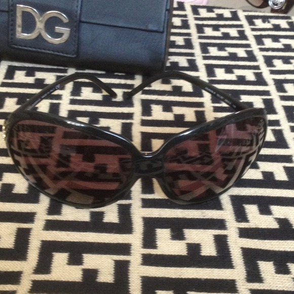 d&g sunnies Make me an offer!