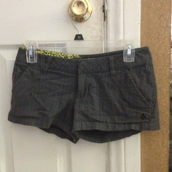 Volcom shorts