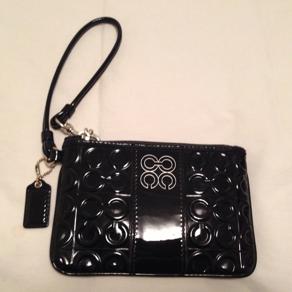 ❌SOLD to dcoleman❌Coach Wristlet