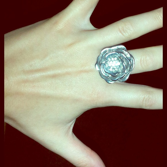 Large Silver Flower Ring