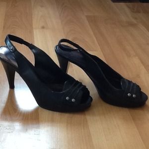 Vera wang heels 6.5