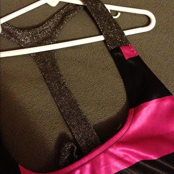 Tank - Picture 3 of 3