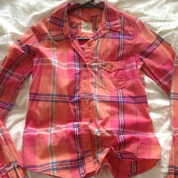 Long sleeved Hollister plaid - Picture 1 of 1
