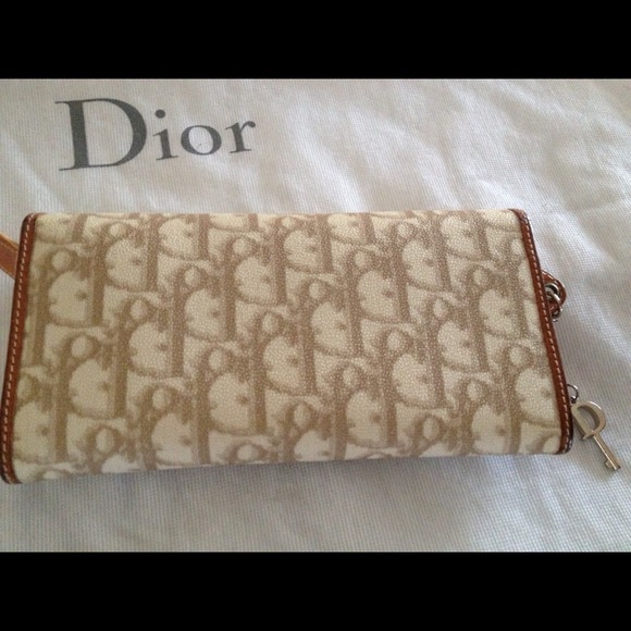 Dior white beige logo canvas wallet on a chain - Picture 2 of 4