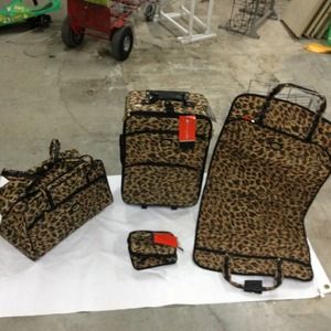 Pierre Cardin luggage set