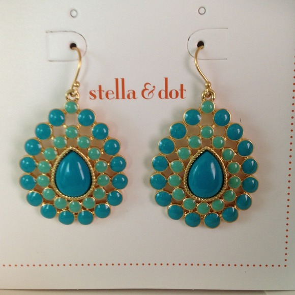 Stella & Dot Jewelry - Stella & Dot Charlize Teardrop Earrings