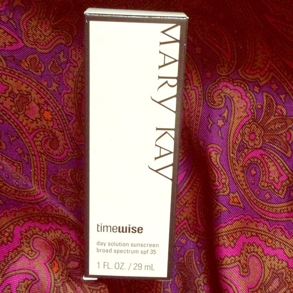 Mary Kay timewise sunscreen broad spectrum spf35