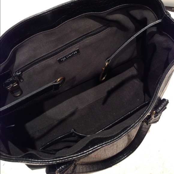 Large Croc-style Handbag - Picture 2 of 4