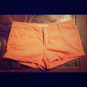 💜Bundled 💜Light coral shorts sz 17