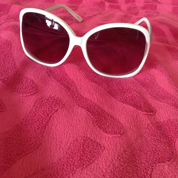 ❌Sold❌White shades