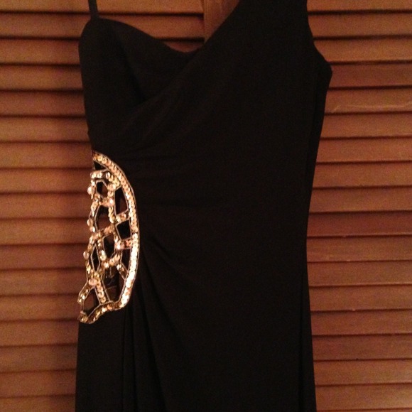Black and gold Prom dress - Picture 2 of 2
